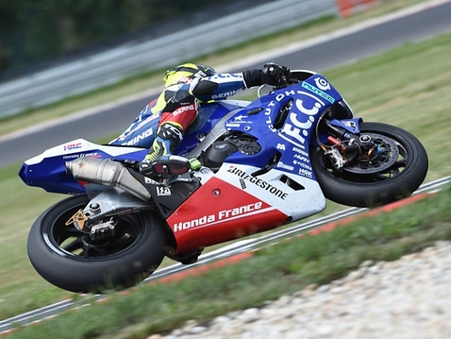 Hlavní obrázek k článku: 8h Slovakia Ring: Provizorní Pole Position pro Foraye a jeho tým