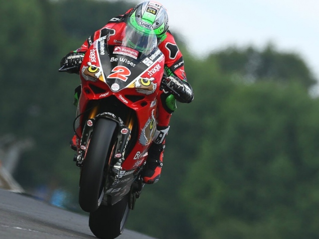 Hlavní obrázek k článku: BSB-Brands Hatch: Pole získal Glenn Irwin s Ducati