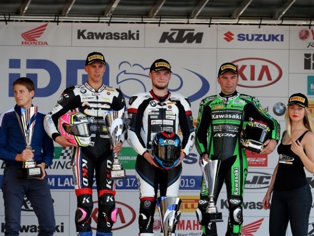 Hlavní obrázek k článku: IDM - Superbike ztrácí lesk a úroveň