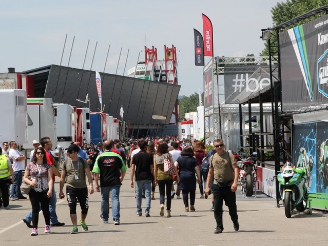 Hlavní obrázek k článku: WorldSBK: Fakta, čísla a zajímavosti před Imolou