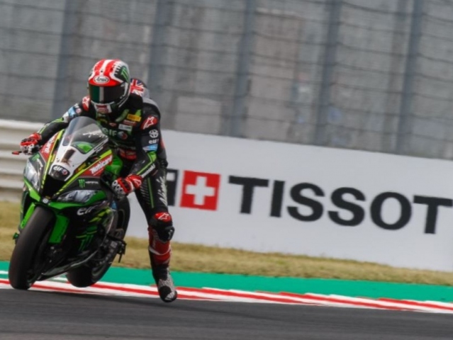Hlavní obrázek k článku: Pouze fáma? Jonathan Rea místo Daniho Pedrosy?