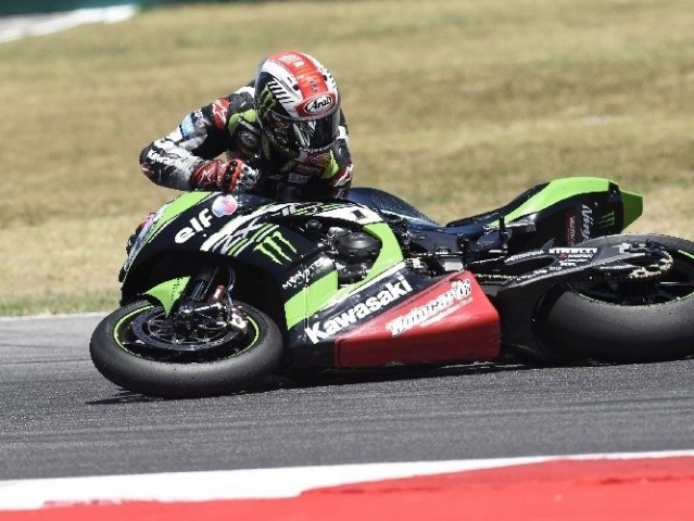 Hlavní obrázek k článku: Jonathan Rea: Pro 3 závody jsou potřeba 2 motocykly