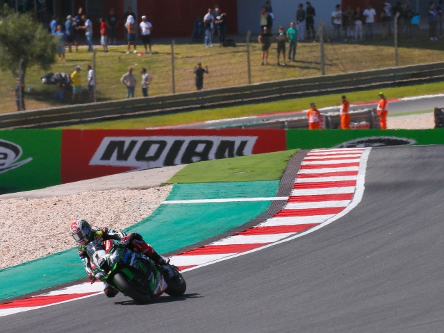 Hlavní obrázek k článku: Pre Magny Cours: První Reův mečbol