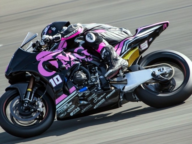 Hlavní obrázek k článku: Úvod BSB vyhrál Joshua Elliott se Suzuki