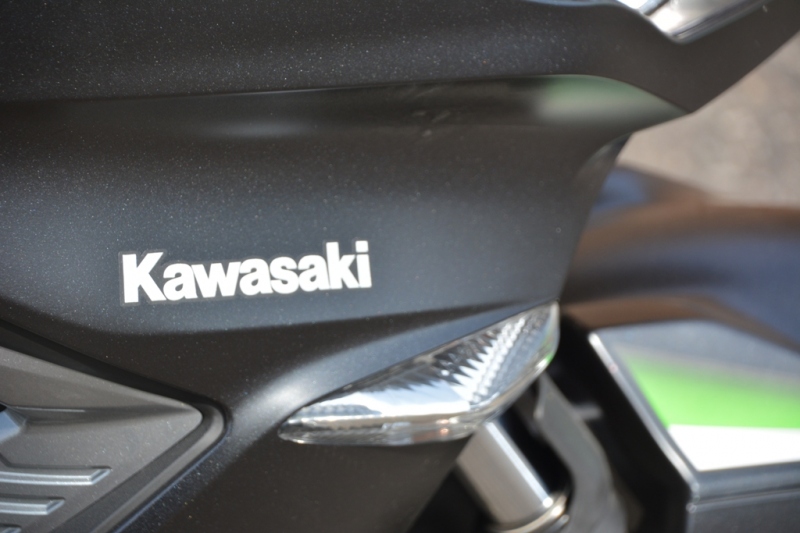Test Kawasaki J125: malý velký skútr - 19 - 1 kawasaki J125 test01
