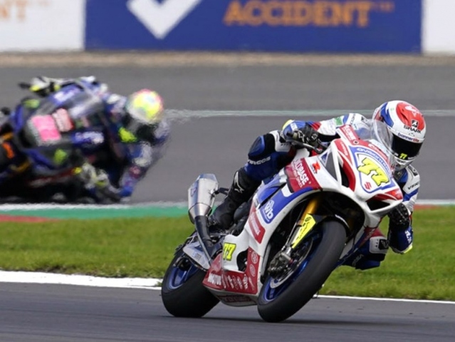Hlavní obrázek k článku: V Silverstone vyhrál dvakrát Kyle Ryde a Tarran MacKenzie