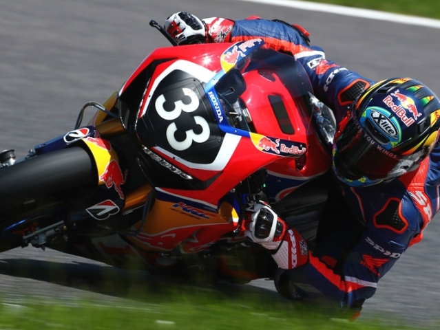 Hlavní obrázek k článku: Test 8h Suzuka: Camier zraněn, Rea nejrychlejší