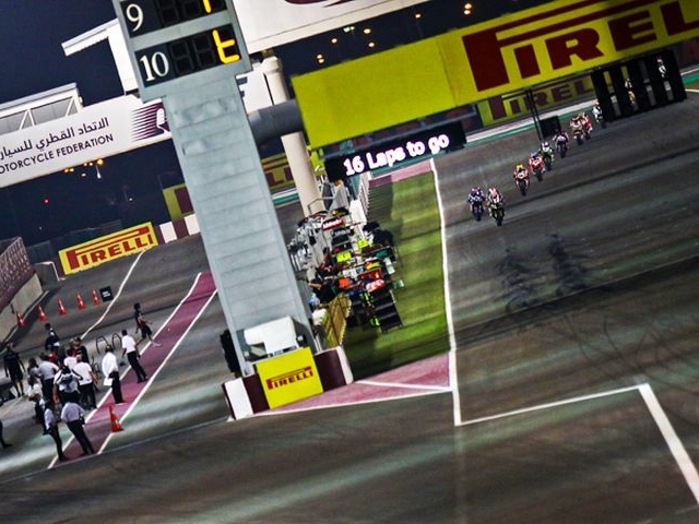Hlavní obrázek k článku: Pošesté končí šampionát WorldSBK v Losailu