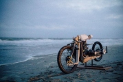1 mans dreveny motocykl morske rasy1