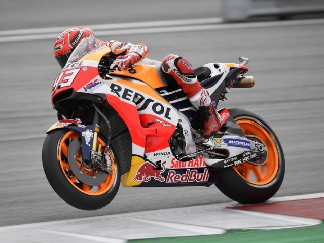 Hlavní obrázek k článku: 70. Pole Position pro Marqueze, 11. Abraham!