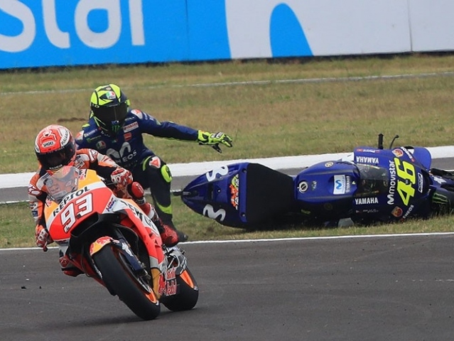 Hlavní obrázek k článku: Valentino Rossi: Je lepší se dívat dopředu, je důležité vrátit se do sedla