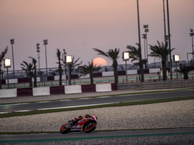 Hlavní obrázek k článku: Časový program sezonní premiéry GP Kataru