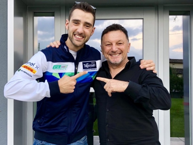 Hlavní obrázek k článku: Získá Ferrari první historický titul?