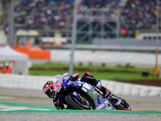 Hlavní obrázek k článku: Vítěz Q1 získal i Pole Position - Maverick Vinales, 16. Rossi, 18. Abraham