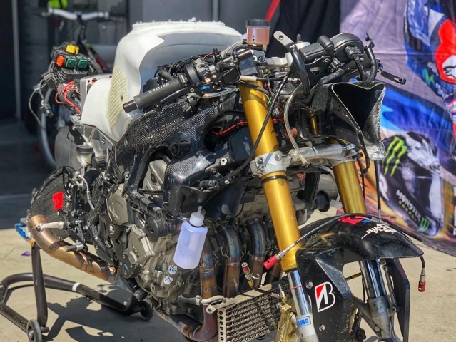 Hlavní obrázek k článku: Slovakia Ring - EWC: Těžký pád Míry Popova dopadl naštěstí dobře