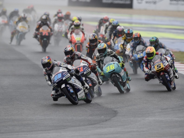 Hlavní obrázek k článku: MS-Moto3 2018: 14 motocyklů Honda a 14 KTM