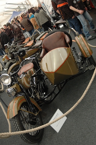 Motocyklové výstavy 2010: Fotoohlédnutí - 37 - motocykl_2010_38