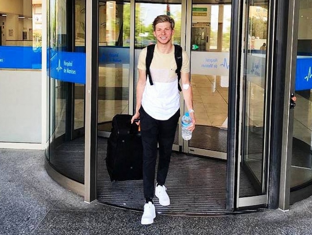 Hlavní obrázek k článku: Niki Tuuli propuštěn z nemocnice