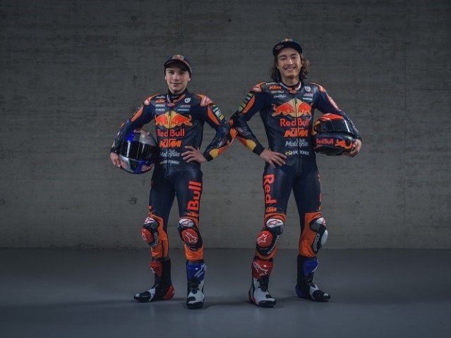Hlavní obrázek k článku: Bratři Öncüové poprvé proti sobě v Grand Prix