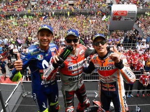 Lorenzo, Márquez & Rossi: Rekordy na pódiu v Barceloně  