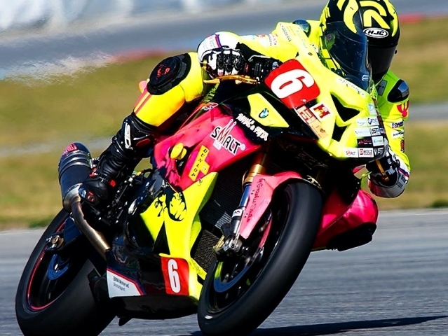 Hlavní obrázek k článku: Michal Prášek šampionem SBK-CAMS