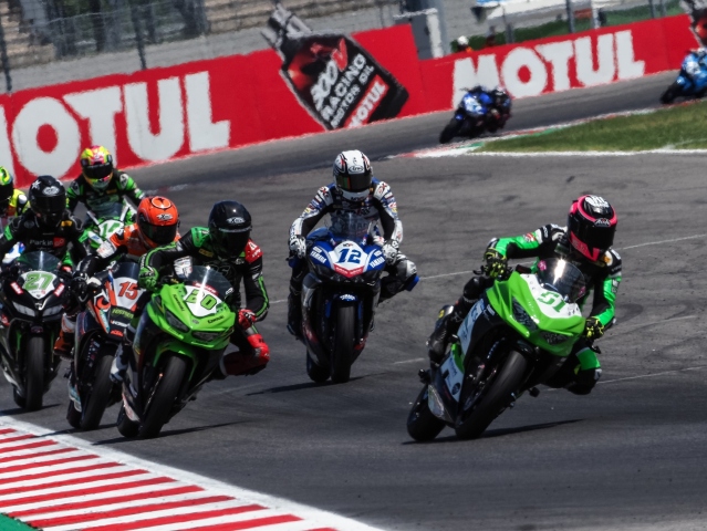 Hlavní obrázek k článku: V WorldSSP 300 se bojovalo o vítězství ve velké skupině až do konce