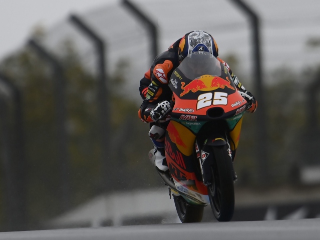 Hlavní obrázek k článku: V Aragónu v Moto3 první R. Fernandez, 22. Salač