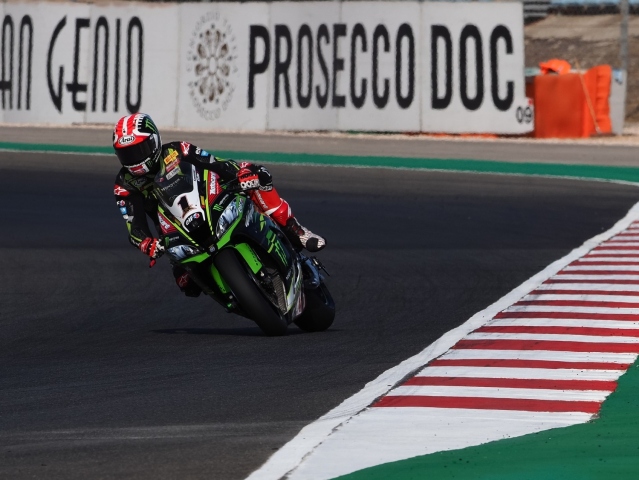Hlavní obrázek k článku: Na čele Jonathan Rea, 20. Kuba Smrž
