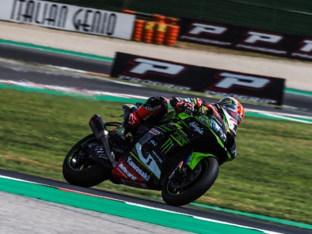 Hlavní obrázek k článku: Superpole získal Jonathan Rea