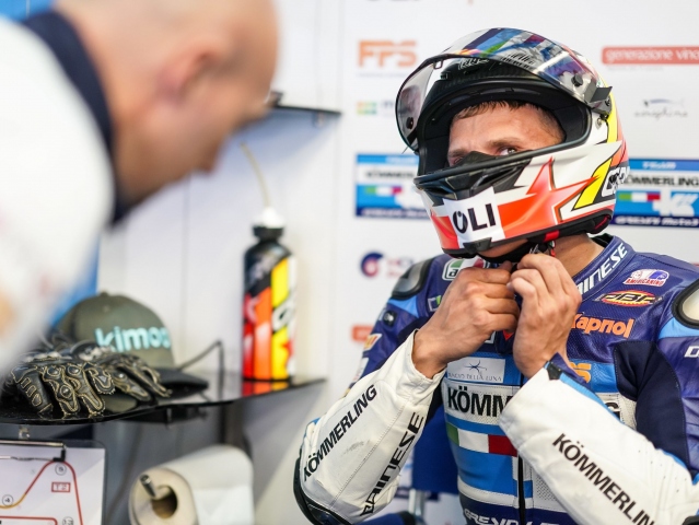 Hlavní obrázek k článku: V Le Mans začala letošní GP Francie - Moto3: 1. Rodrigo, 12. Kornfeil, 21. Salač