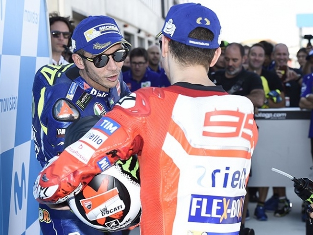 Hlavní obrázek k článku: Lorenzo dnes potvrdil další 2 roky v MotoGP