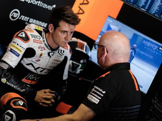 Hlavní obrázek k článku: Na suchu Bagnaia, na mokru Odendaal