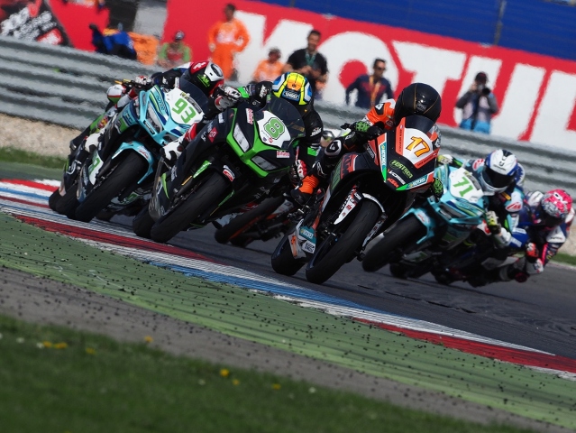 Hlavní obrázek k článku: Dramatická kubatura Supersport 300