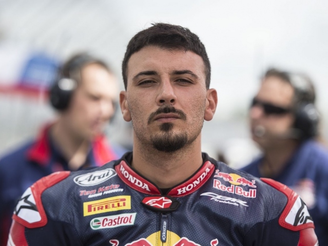 Hlavní obrázek k článku: Davide Giugliano místo Eugene Lavertyho