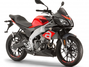Aprilia Tuono 125 2017: novinka pro začátečníky