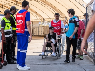 Hlavní obrázek k článku: Závod Moto2 v Buriramu: Těžké havárie a Lunettovo zranění