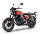 1 02 Moto Guzzi V9 Bobber Sport