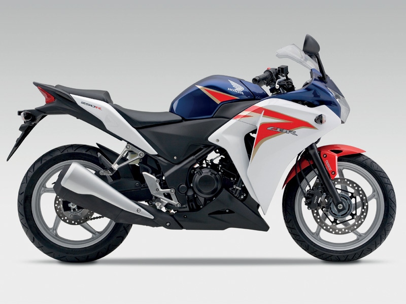 Honda CBR 250R - 2 - cbr 250R