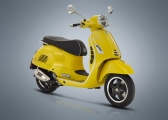 1 04 Vespa GTS Super