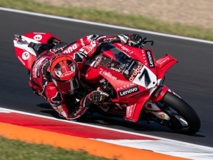 Hlavní obrázek k článku: Superpole v Mostě vyhrál dle očekávání Bulega