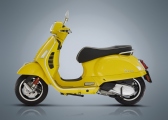 1 05 Vespa GTS Super