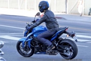 gsx-s 081114-2015-suzuki-gsx-s1000-spy-photos-07-585x389