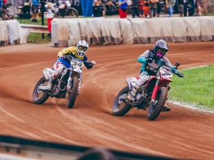 Legenda US-flattracku na MČR, vítězství a titul pro Krajčoviče