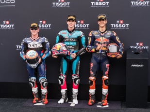 Lídr Quiles získal PP v Moto3