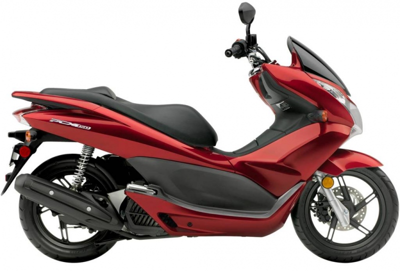 Honda PCX 150: spořivý skútr - 1 - 2012 Honda PCX150 3
