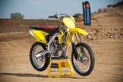 Rm-z 2014-Suzuki-RM-Z450-D3N21011-584x389