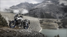 worldcrosser 2015-yamaha-super-tnr-worldcrosser-looks-like-serious-business-photo-gallery_8