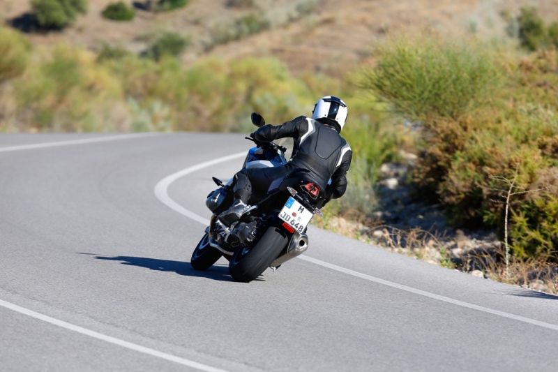 BMW R 1200 RS 2015: sportovní cestování - 6 - 1 2015 BMW R 1200 RS07