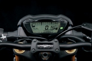 1 2015 Suzuki GSX S 1000 ABS07