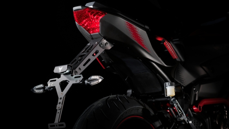 Yamaha MT-07 Moto Cage: s duší kaskadéra - 18 - 1 2015 Yamaha MT 07 Moto Cage07